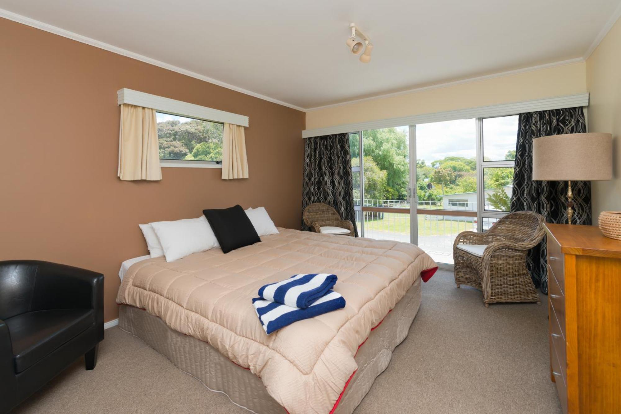 Waitangi Beach House Paihia Quarto foto